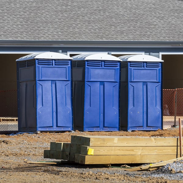 what is the cost difference between standard and deluxe portable restroom rentals in Fort Valley VA